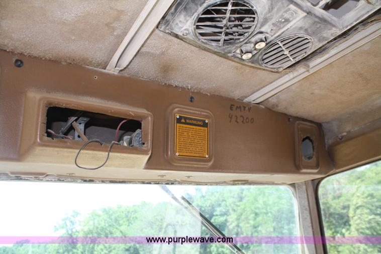 image for item A2093 1994 Caterpillar D250D articulating dump truck