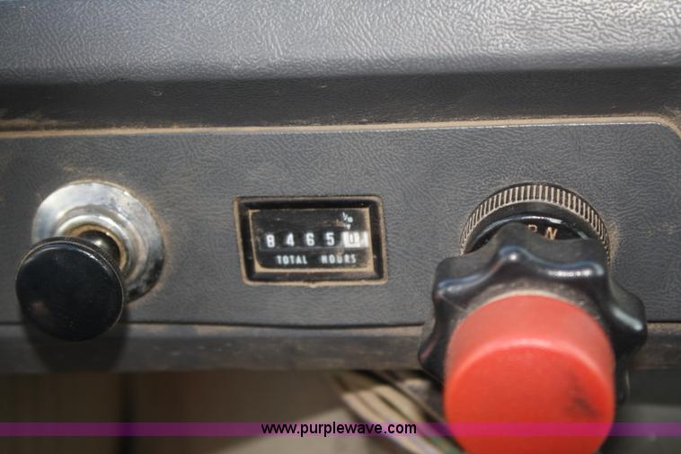 image for item A2134 1989 Ford L8000 dump truck with snow plow