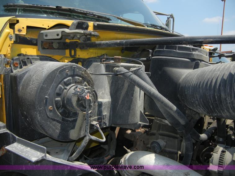 image for item A3011 1995 Ford F800 dump truck