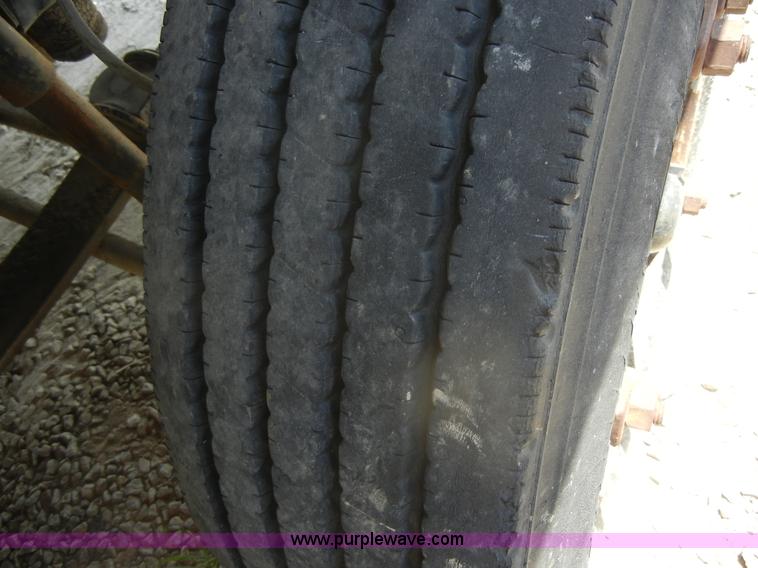 image for item A3015 1991 GMC Topkick 7000 water truck