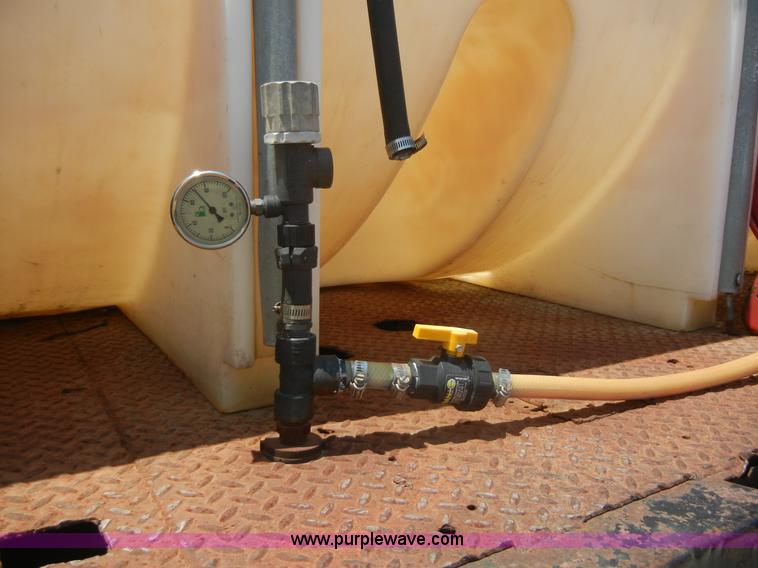 image for item A3015 1991 GMC Topkick 7000 water truck