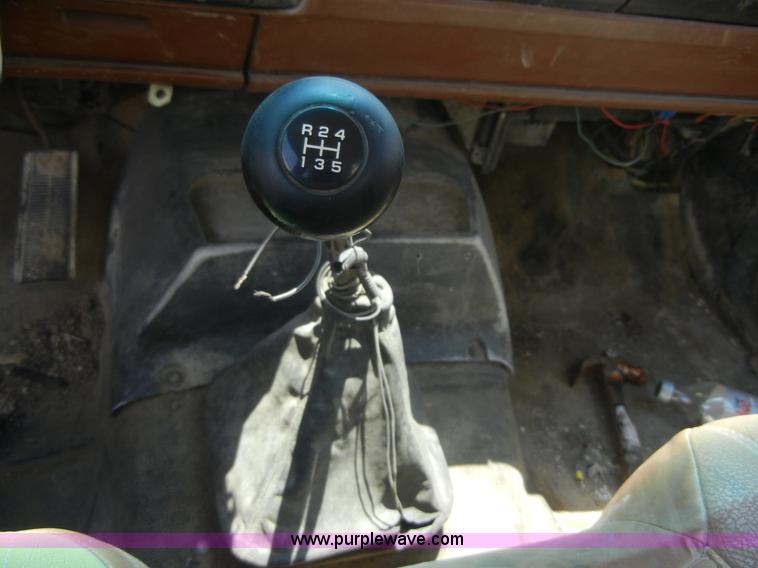 image for item A3015 1991 GMC Topkick 7000 water truck