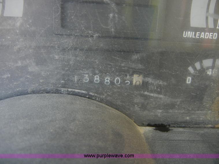 image for item A3015 1991 GMC Topkick 7000 water truck