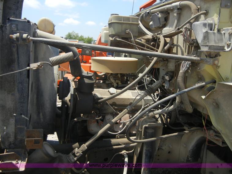 image for item A3015 1991 GMC Topkick 7000 water truck