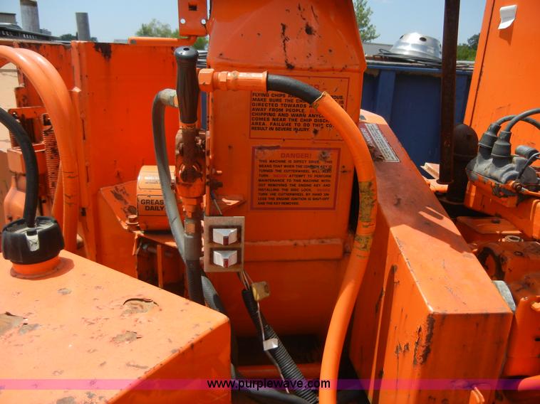 image for item A3016 1993 Mighty Bandit chipper/shredder