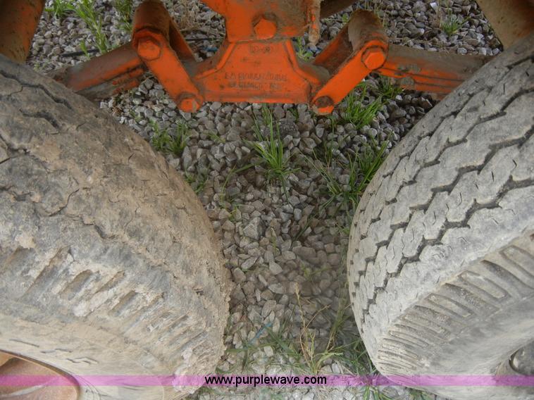 image for item A3016 1993 Mighty Bandit chipper/shredder