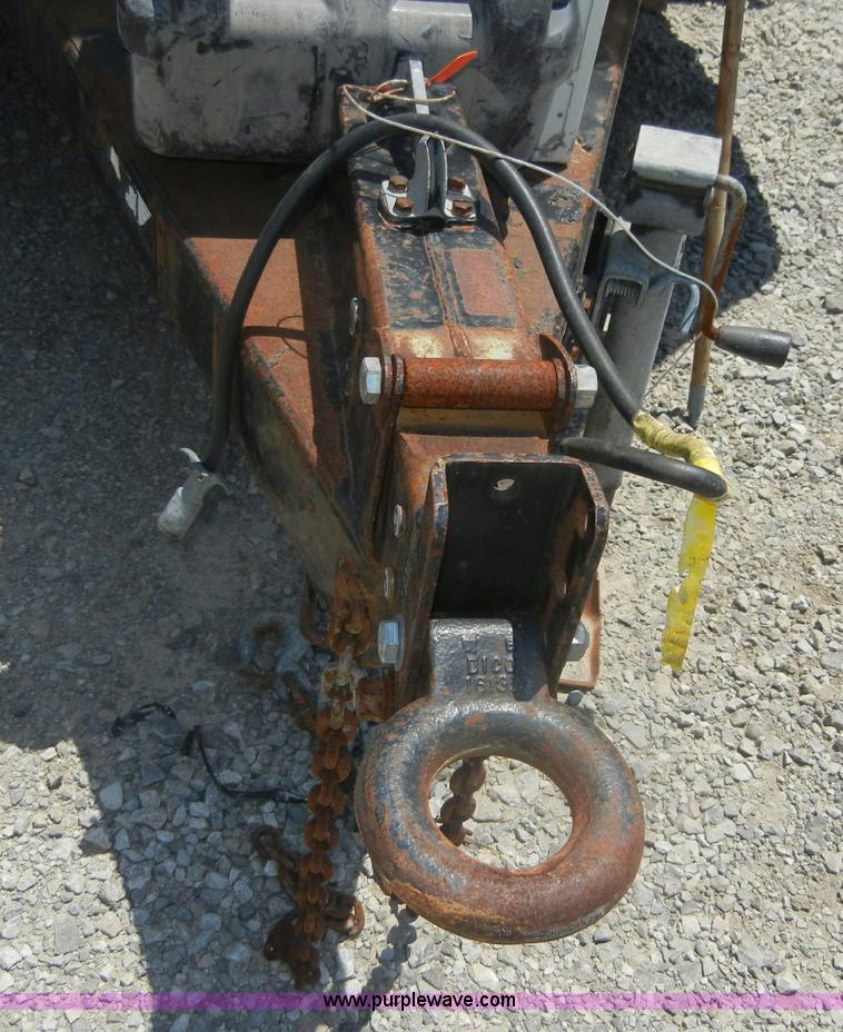 image for item A3020 1994 Pelsue 12' fiber optic splicing trailer