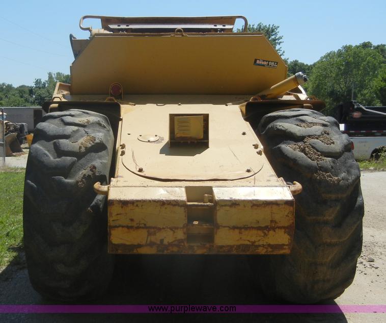 image for item A3041 1977 Caterpillar 613B paddle scraper