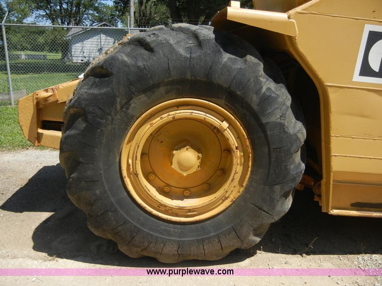 image for item A3041 1977 Caterpillar 613B paddle scraper