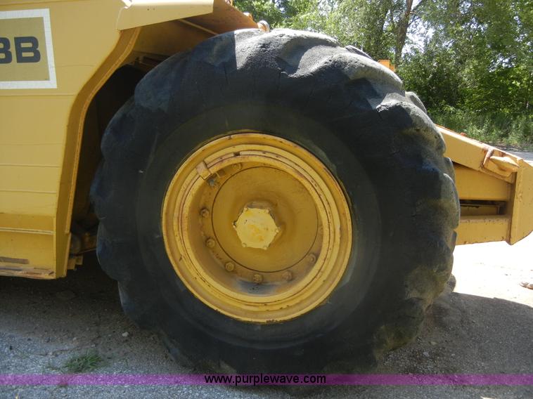 image for item A3041 1977 Caterpillar 613B paddle scraper