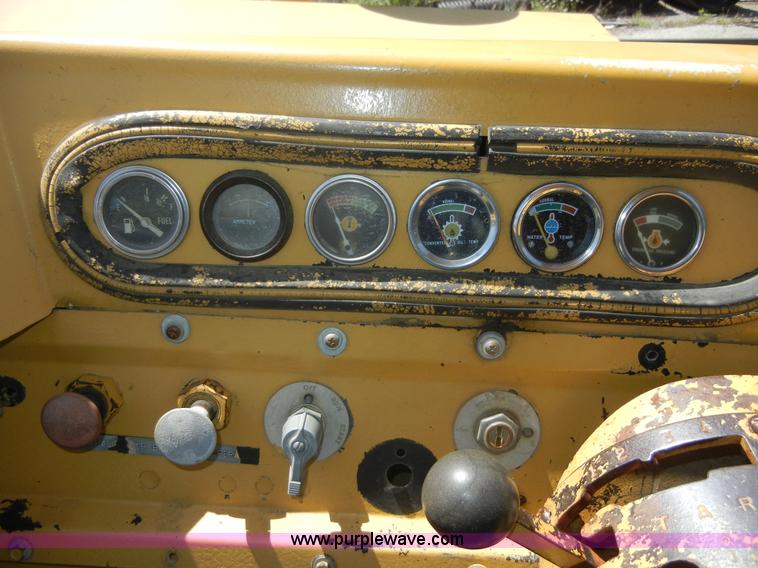 image for item A3041 1977 Caterpillar 613B paddle scraper