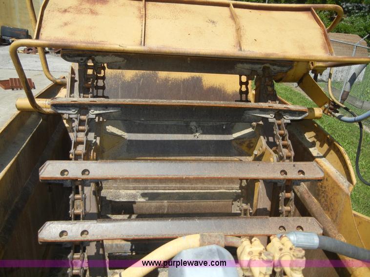 image for item A3041 1977 Caterpillar 613B paddle scraper