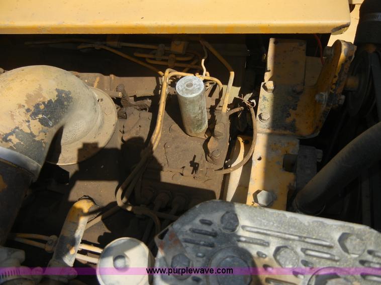 image for item A3041 1977 Caterpillar 613B paddle scraper