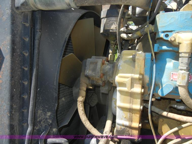 image for item A3042 1989 Freightliner FLD120 dump truck