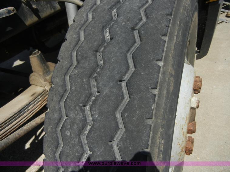 image for item A3042 1989 Freightliner FLD120 dump truck