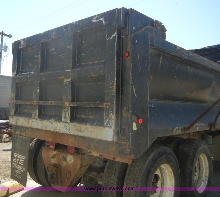 image for item A3042 1989 Freightliner FLD120 dump truck