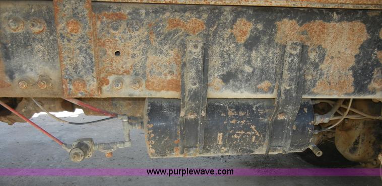 image for item A3042 1989 Freightliner FLD120 dump truck