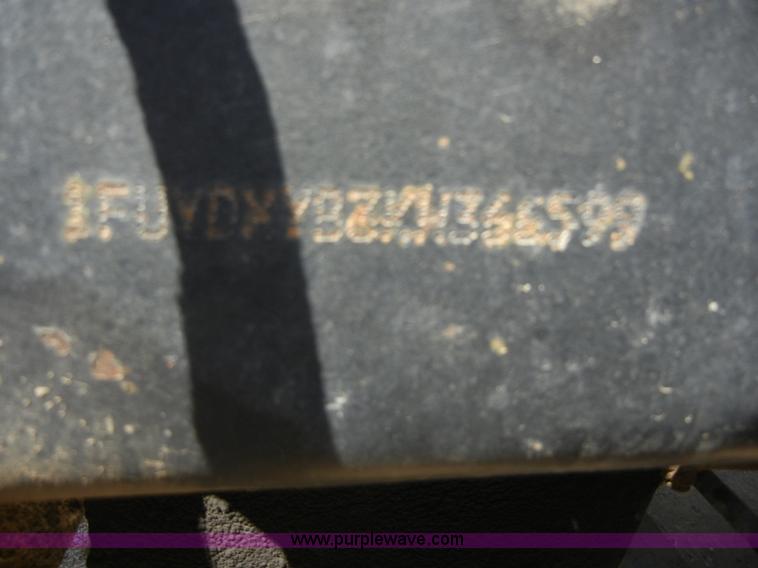 image for item A3042 1989 Freightliner FLD120 dump truck