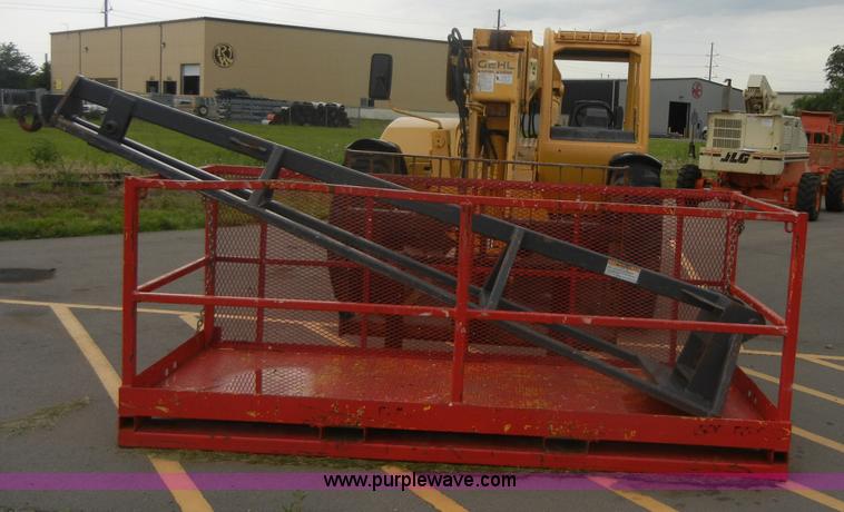 image for item A3068 Gehl DL8H 44 Dynalift telehandler