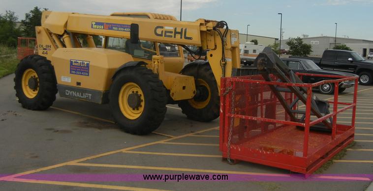 image for item A3068 Gehl DL8H 44 Dynalift telehandler