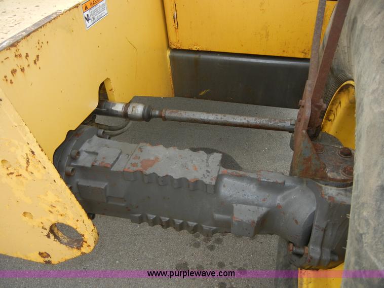 image for item A3068 Gehl DL8H 44 Dynalift telehandler