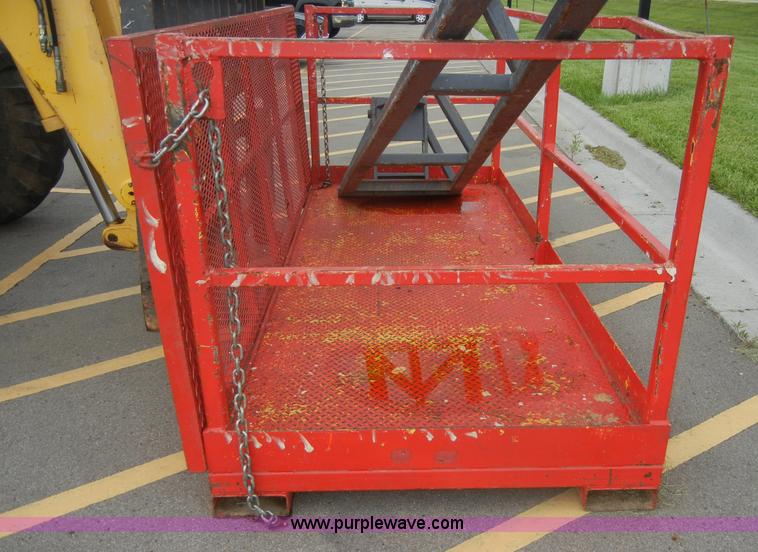 image for item A3068 Gehl DL8H 44 Dynalift telehandler