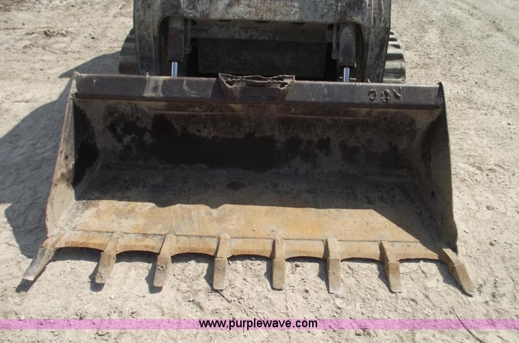 image for item A4158 2003 Takeuchi TL150 skid steer