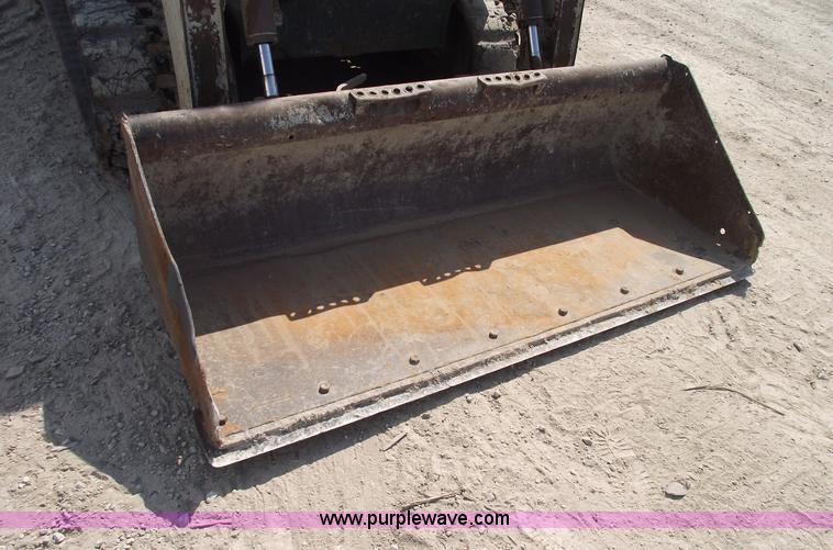 image for item A4159 2005 Takeuchi TL150 skid steer