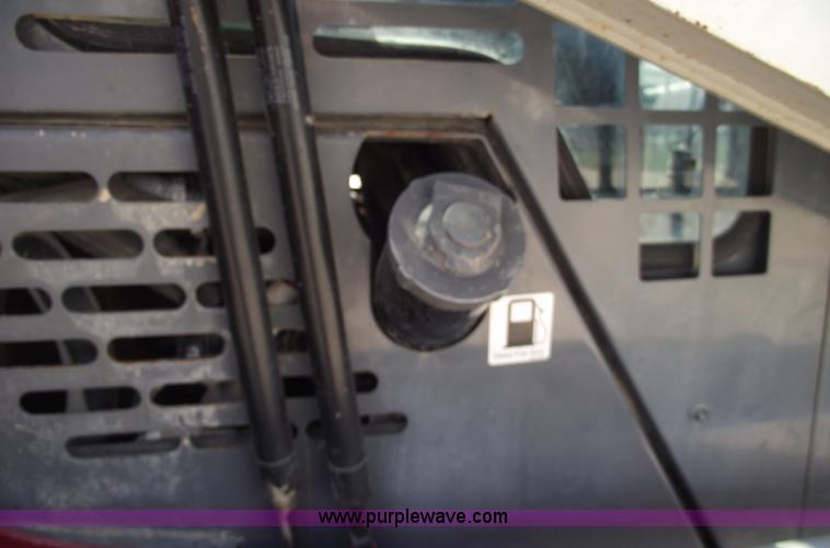 image for item A4159 2005 Takeuchi TL150 skid steer