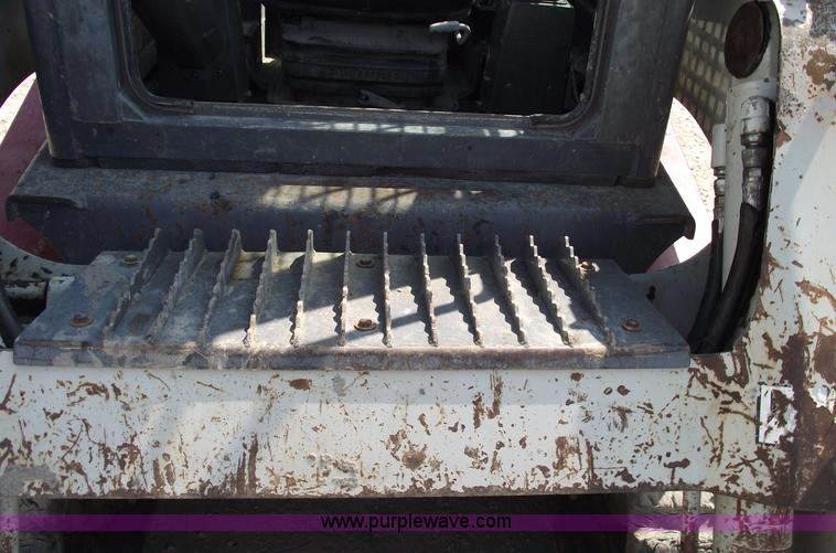 image for item A4159 2005 Takeuchi TL150 skid steer