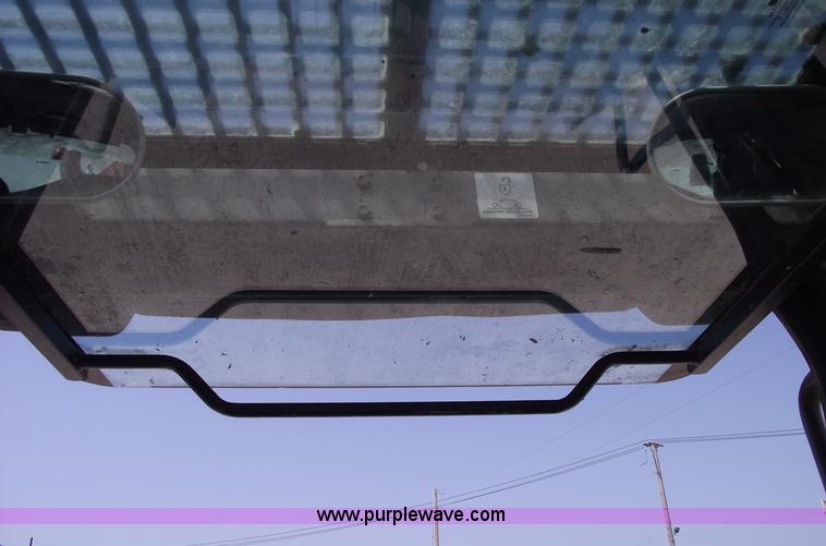 image for item A4159 2005 Takeuchi TL150 skid steer