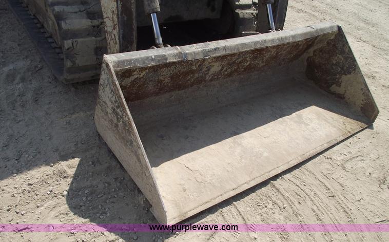 image for item A4160 2002 Takeuchi TL150 skid steer