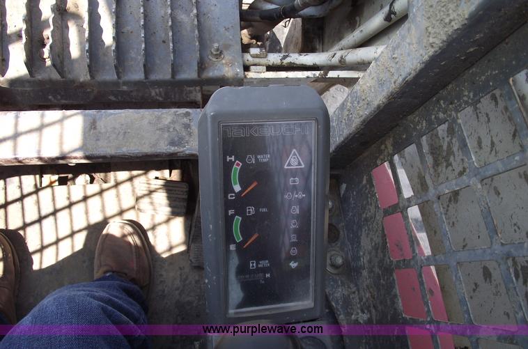 image for item A4160 2002 Takeuchi TL150 skid steer