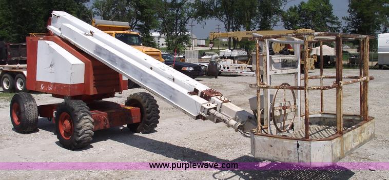 image for item A4185 Snorkelift A40 boom lift