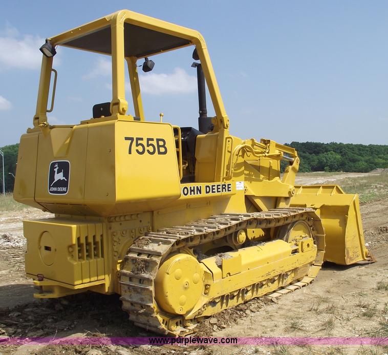 image for item A4186 1989 John Deere 755B track loader