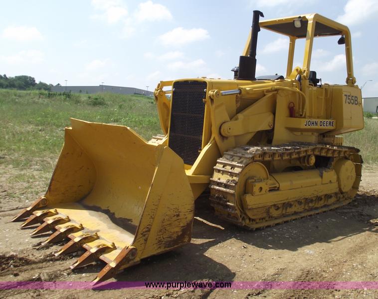 image for item A4186 1989 John Deere 755B track loader