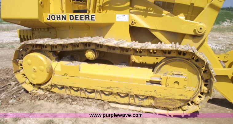 image for item A4186 1989 John Deere 755B track loader
