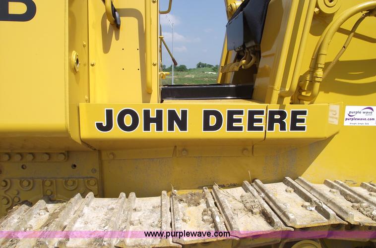 image for item A4186 1989 John Deere 755B track loader