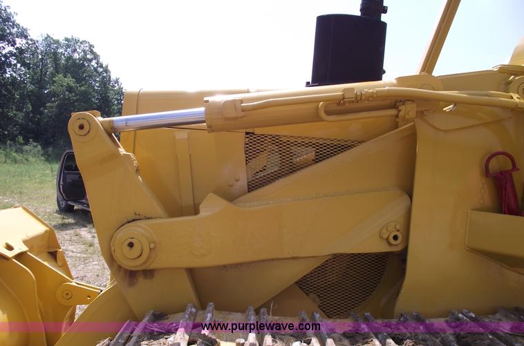 image for item A4186 1989 John Deere 755B track loader