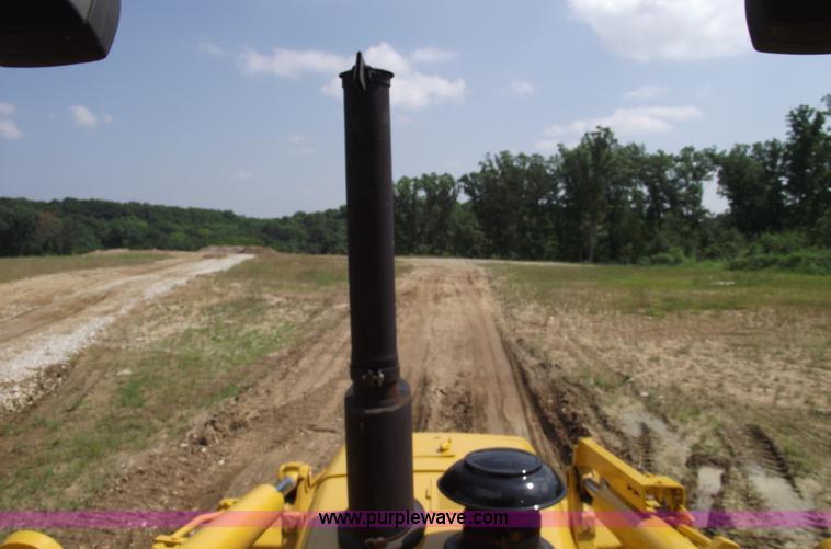 image for item A4186 1989 John Deere 755B track loader