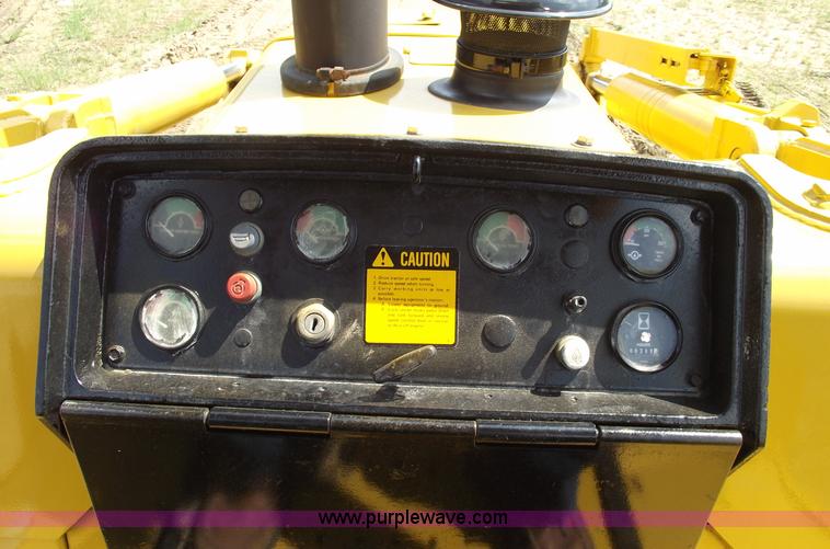 image for item A4186 1989 John Deere 755B track loader