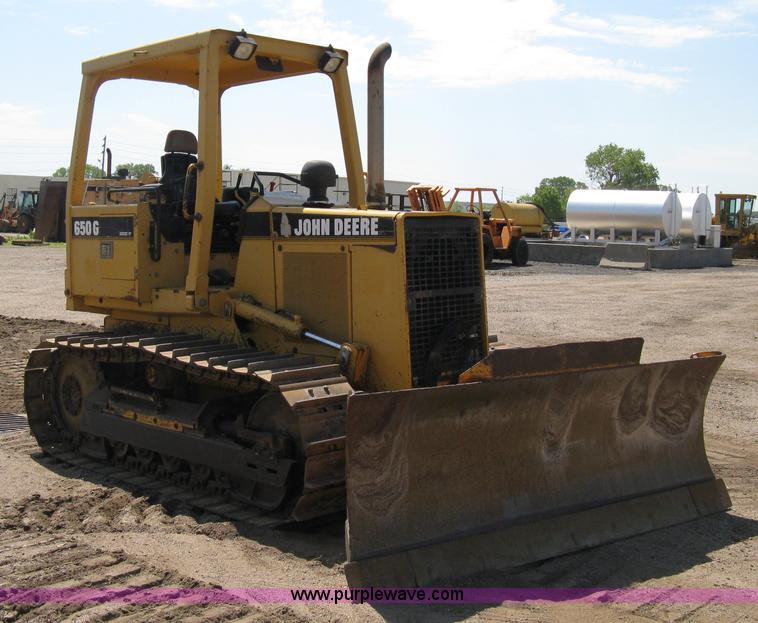 image for item A4260 1998 John Deere 650G series IV dozer