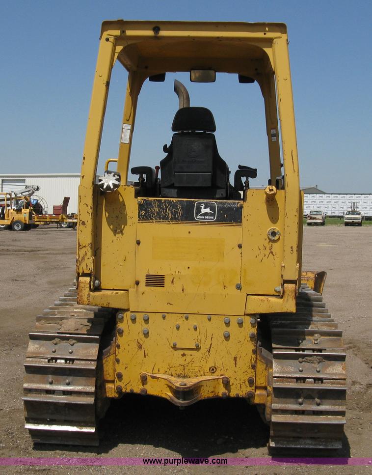 image for item A4260 1998 John Deere 650G series IV dozer