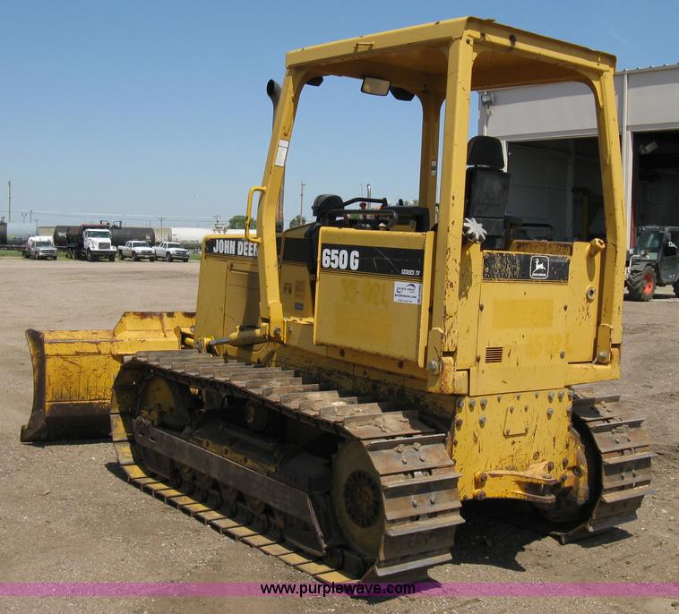 image for item A4260 1998 John Deere 650G series IV dozer