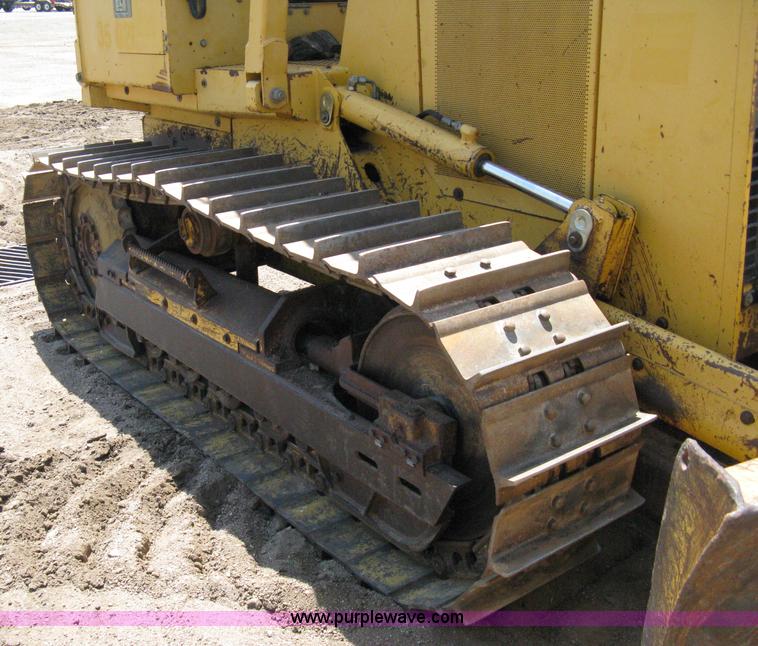 image for item A4260 1998 John Deere 650G series IV dozer