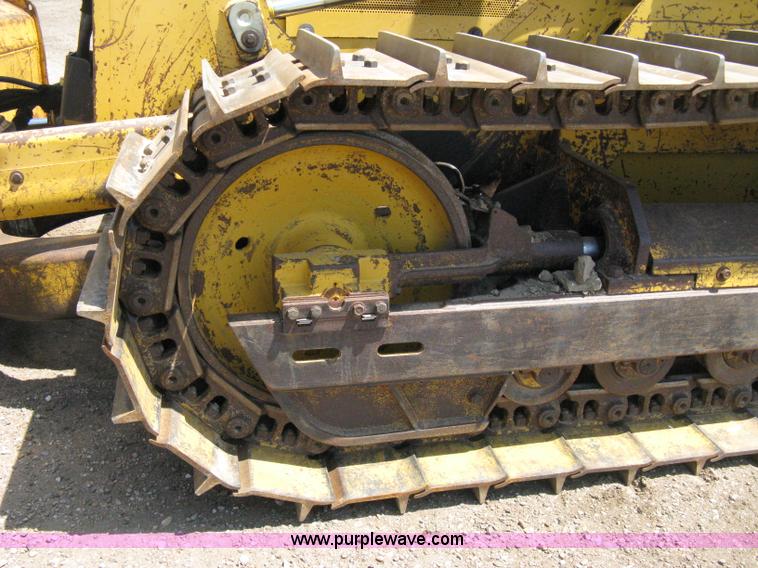 image for item A4260 1998 John Deere 650G series IV dozer