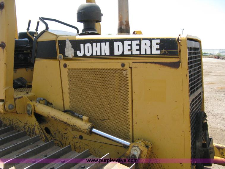 image for item A4260 1998 John Deere 650G series IV dozer
