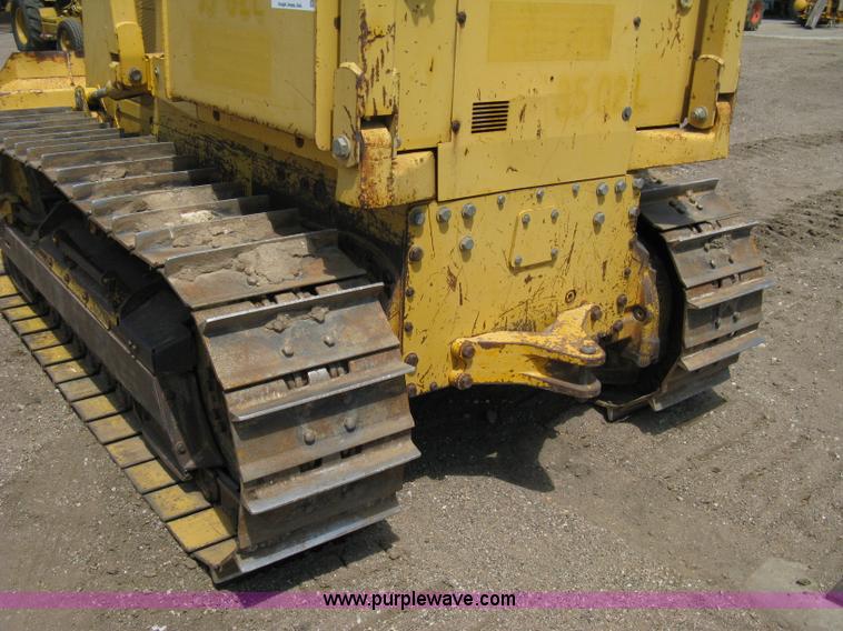 image for item A4260 1998 John Deere 650G series IV dozer
