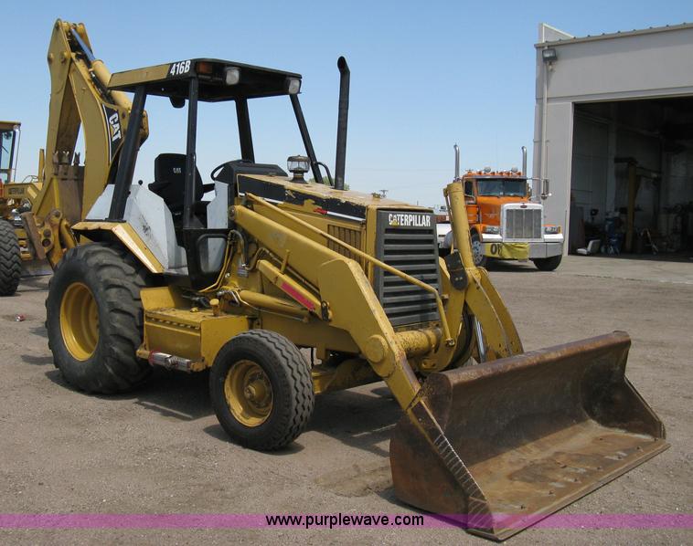 1995 Caterpillar 416B backhoe in Wichita, KS Item A4261 sold Purple Wave