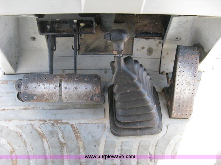 image for item A4261 1995 Caterpillar 416B backhoe